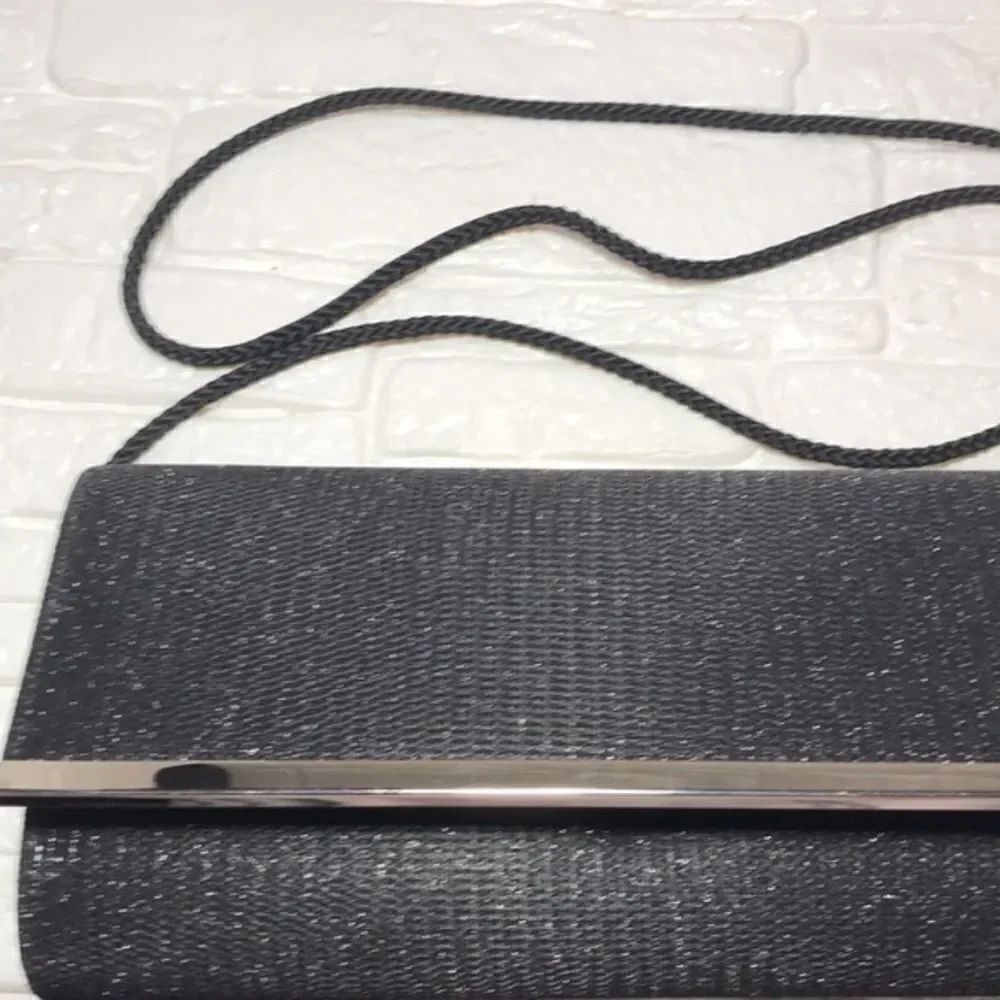 Wristlet bag   - Picture 8 of 9